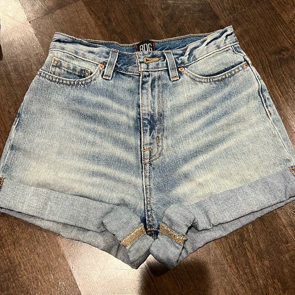BDG light washed Jean shorts from Urban Outfitters! Size 24